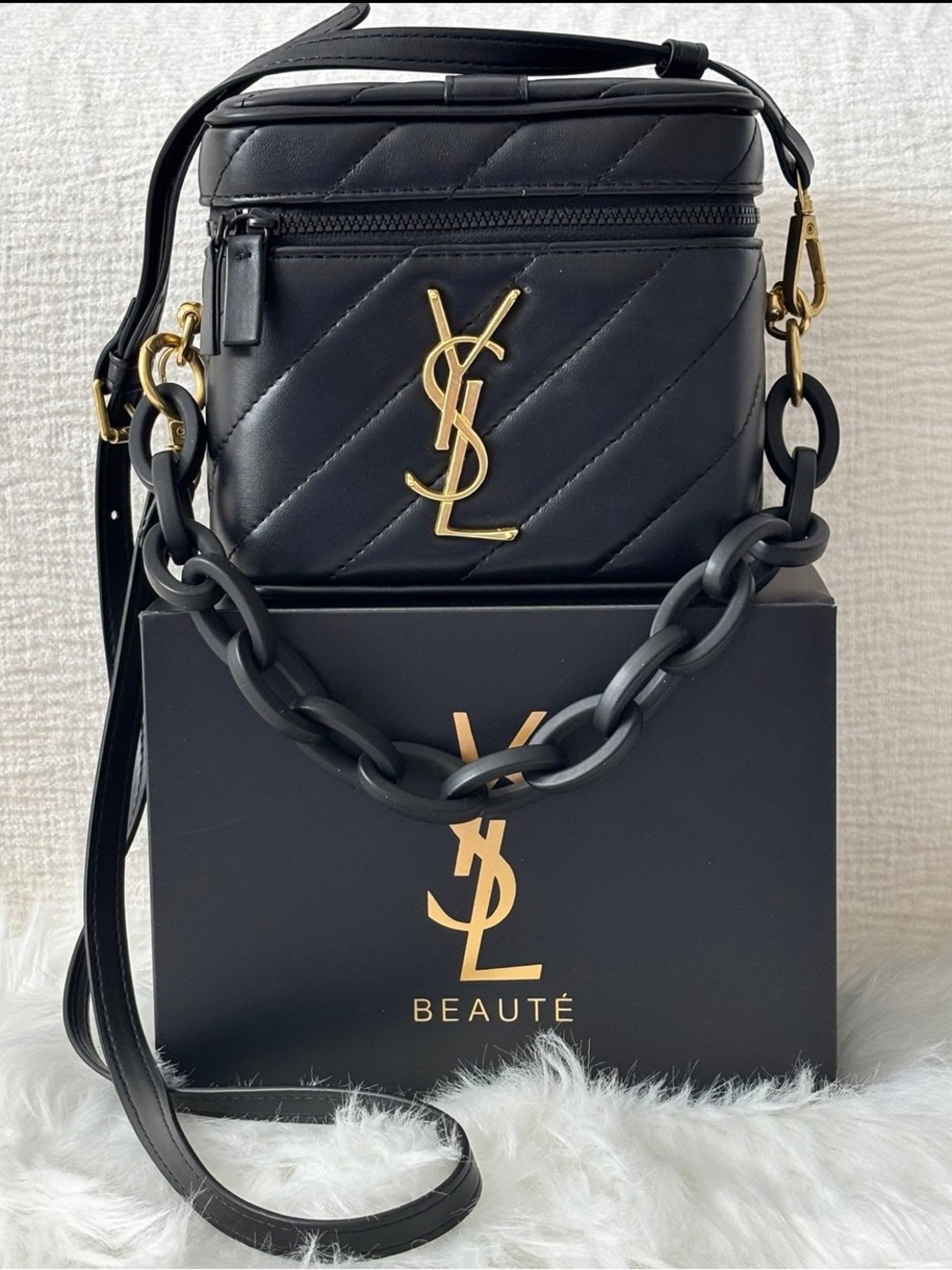 YSL Beaute VIP Novelty Black & Gold quilted vanity crossbody bag NEW